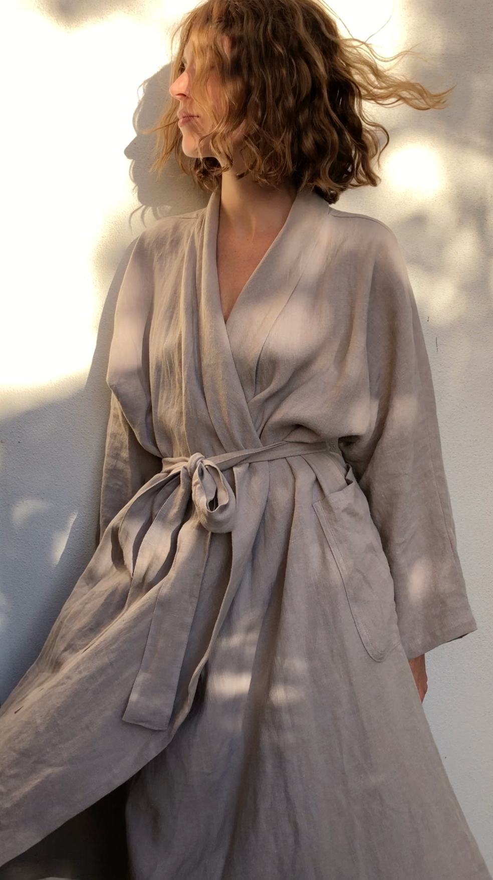 The Neighbourhood Sauna Hemp Robe in Stone