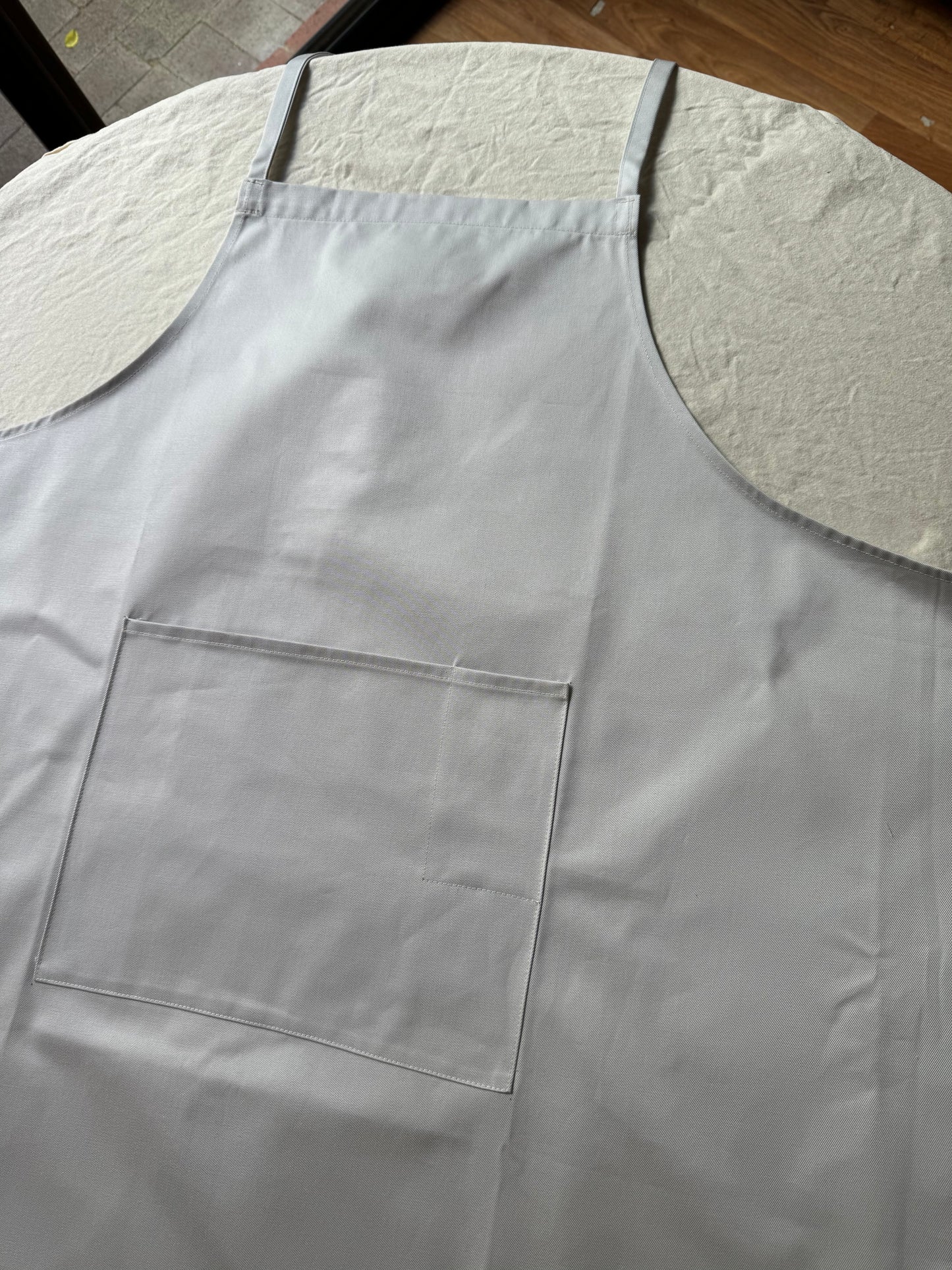 Apron in Stone Cotton