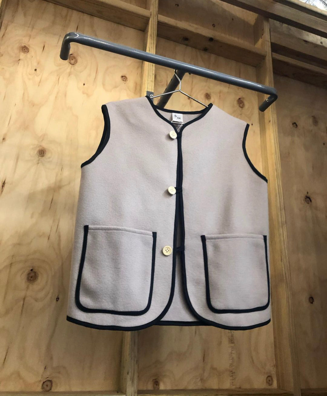 Vest in Milk Wool